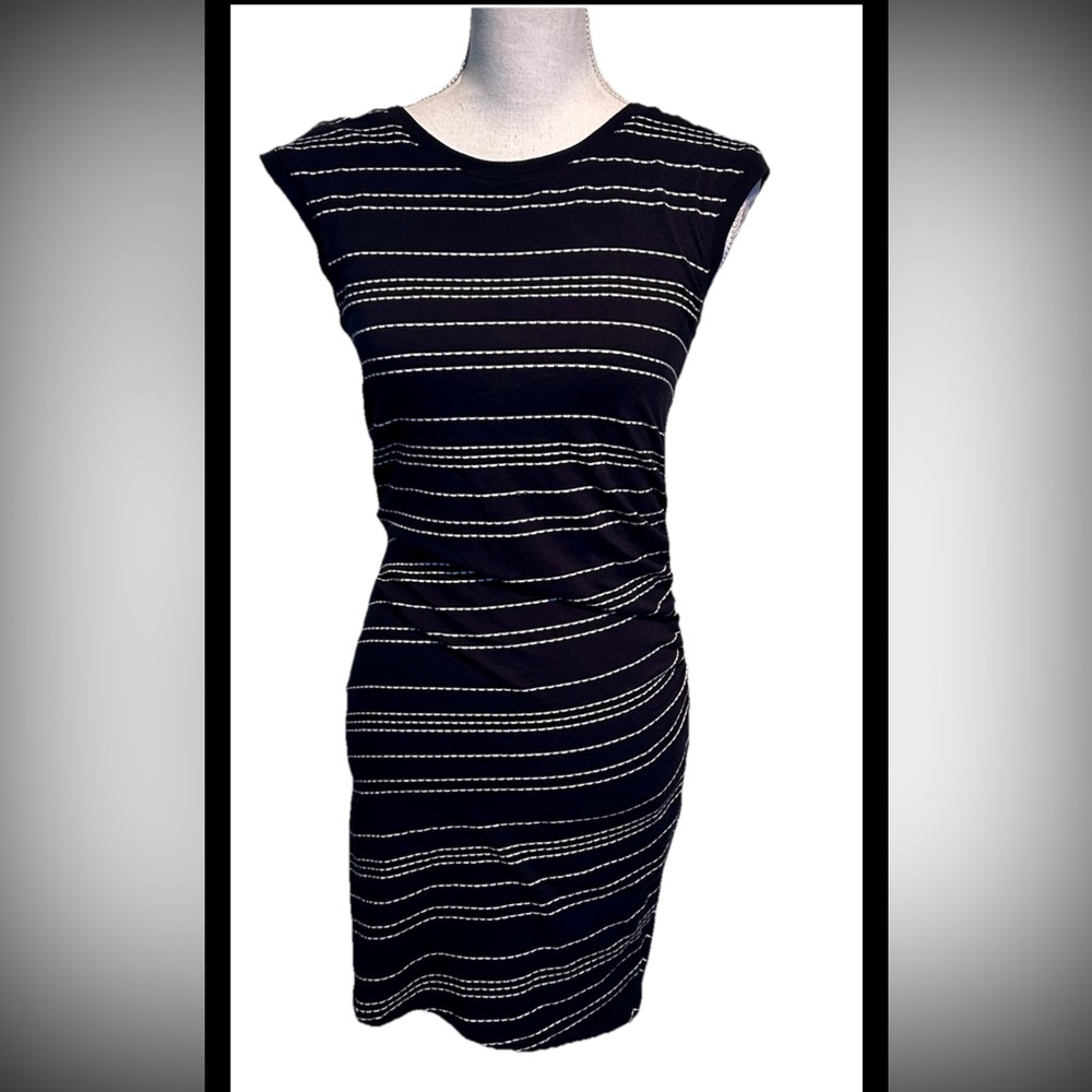 Athleta Carefree T-shirt Dress Ruching Black White Stripe Comfort Athleisure XS